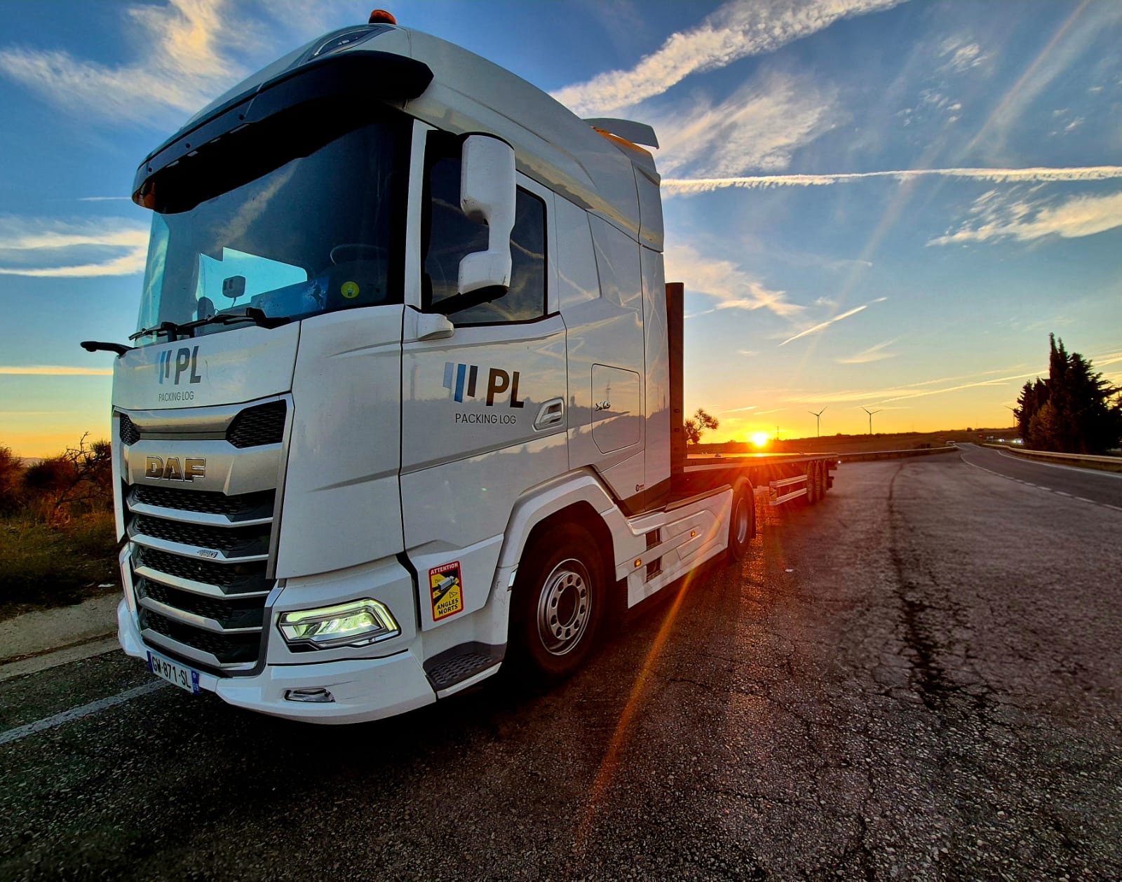 Poste d'emballage industriel